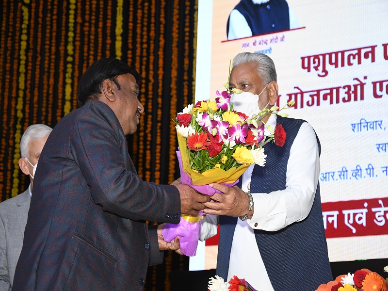 केंद्रीय मंत्री का दौरा