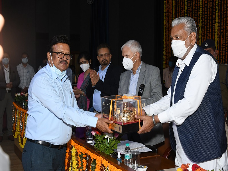 केंद्रीय मंत्री का दौरा